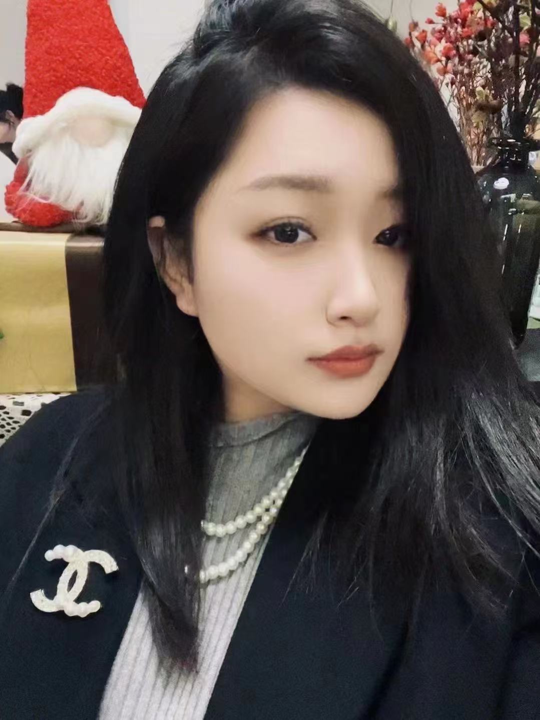 下方有资料照片，挡脸的可以找我看照片哦，相中的私聊我介绍认识02