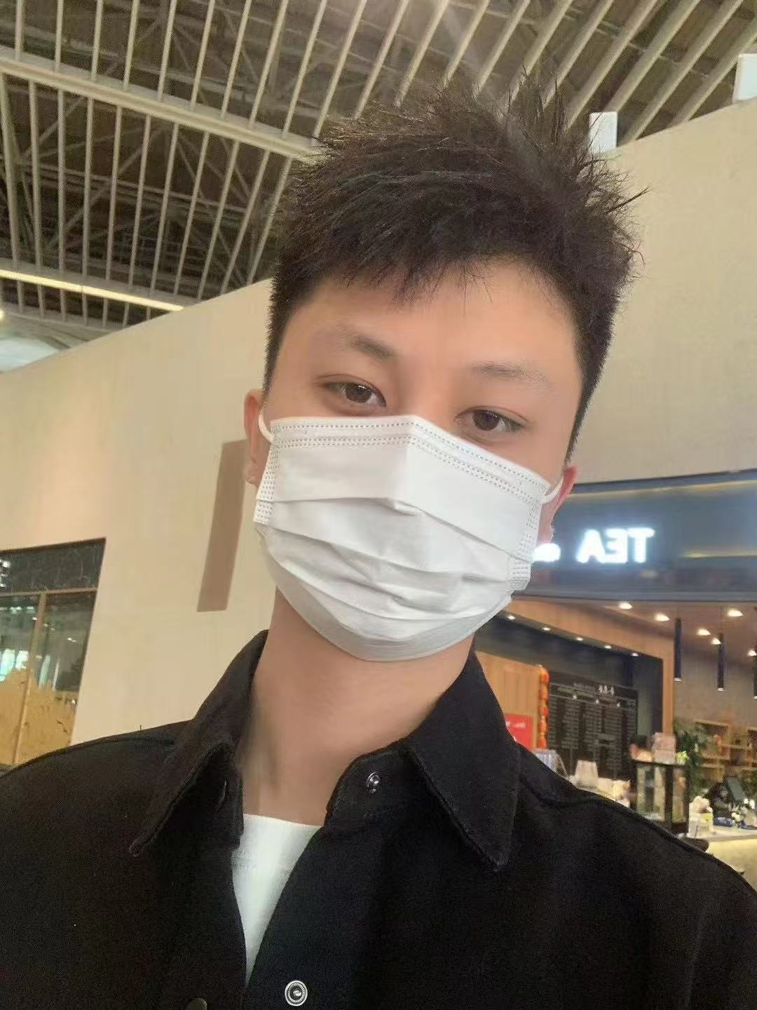 下方有资料照片，挡脸的可以找我看照片哦，相中的私聊我介绍认识93