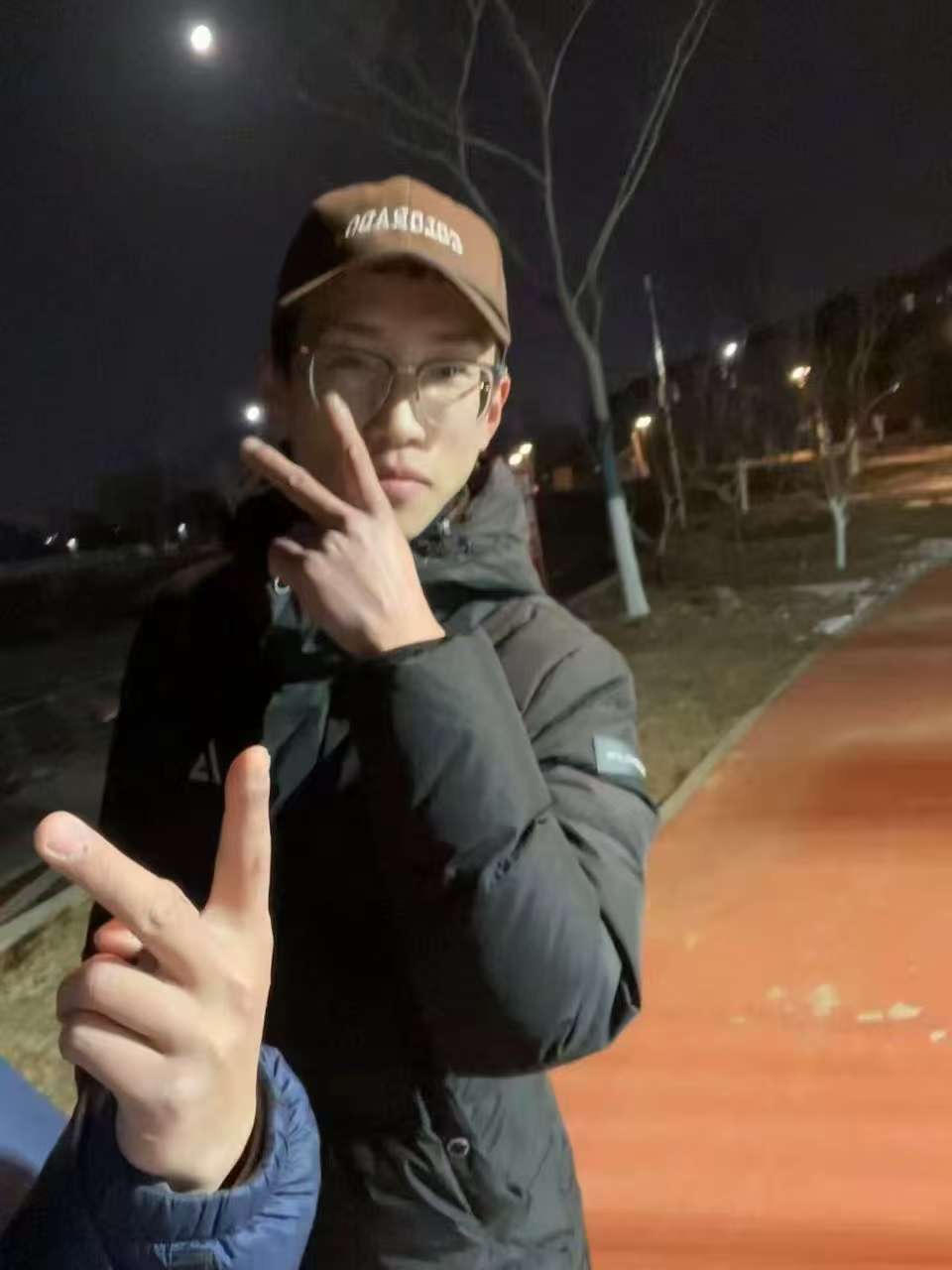 下方有资料照片，挡脸的可以找我看照片哦，相中的私聊我介绍认识05