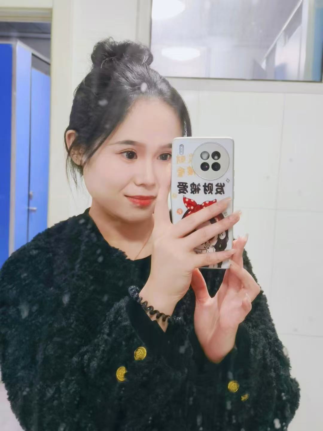 下方有资料照片，挡脸的可以找我看照片哦，相中的私聊我介绍认识00