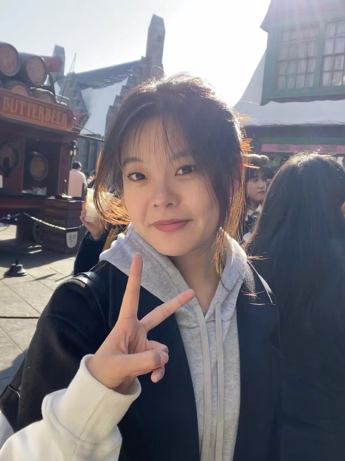 下方有资料照片，挡脸的可以找我看照片哦，相中的私聊我介绍认识00