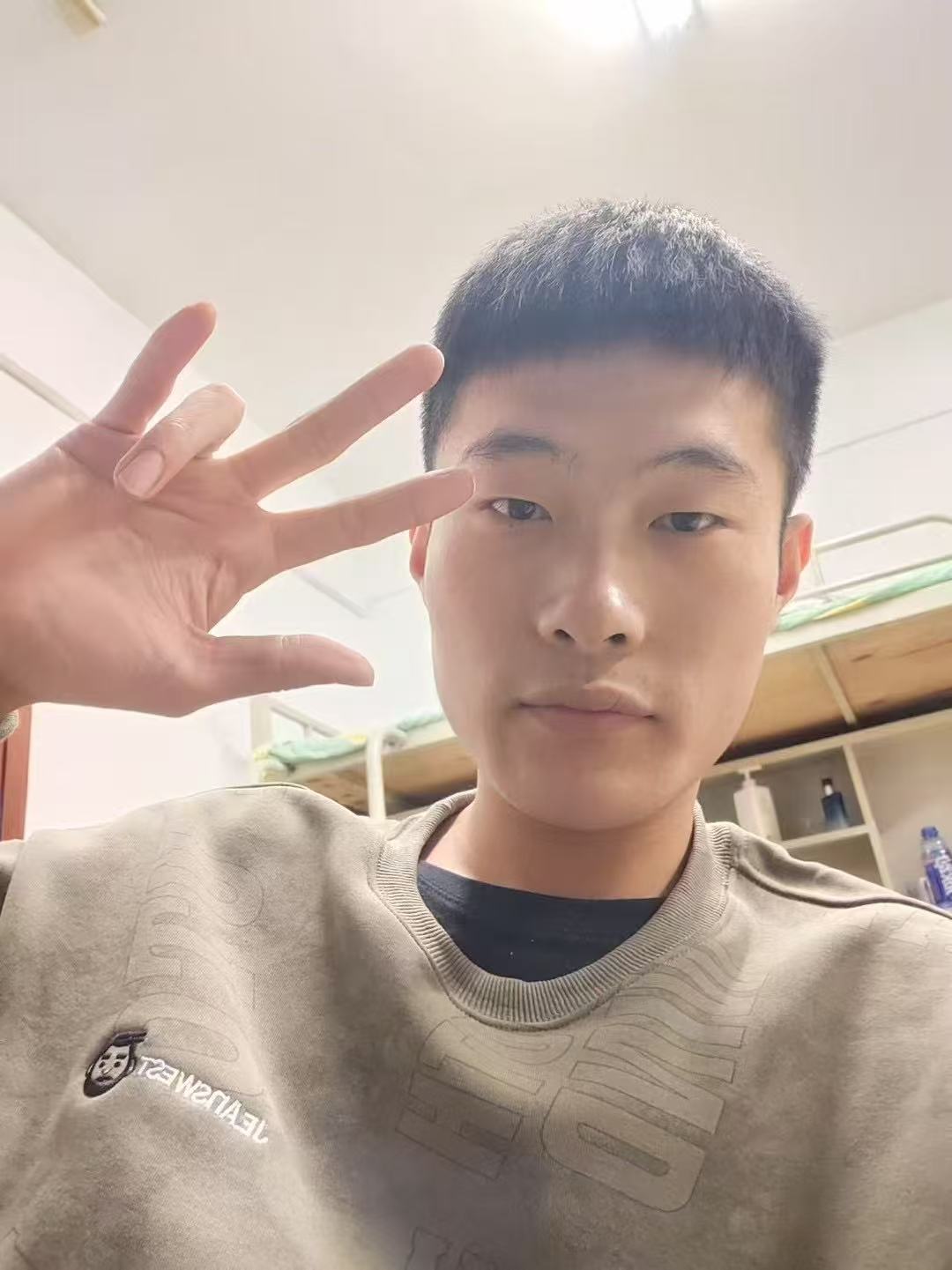 下方有资料照片，挡脸的可以找我看照片哦，相中的私聊我介绍认识03_copy