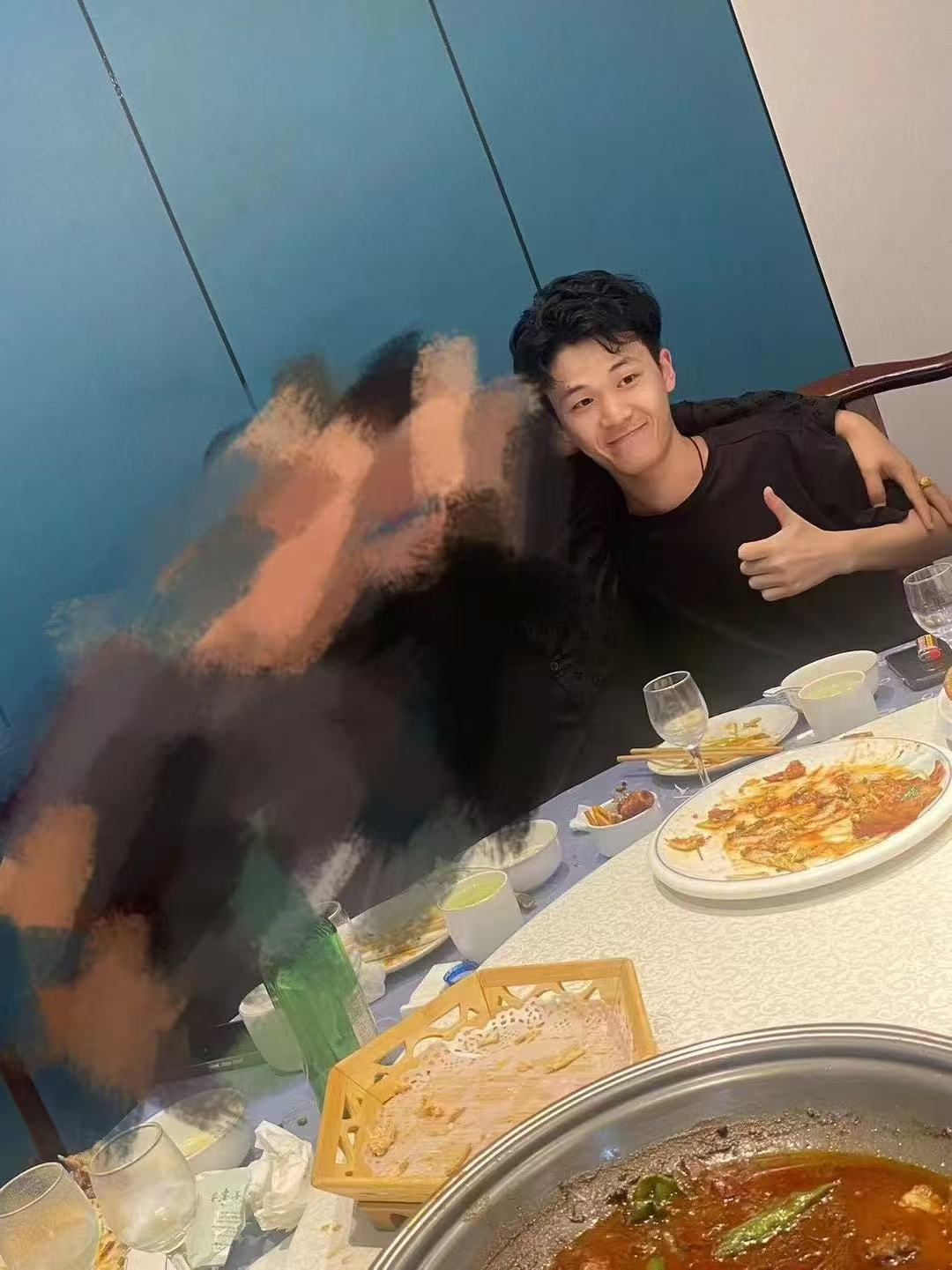 下方有资料照片，挡脸的可以找我看照片哦，相中的私聊我介绍认识01_copy