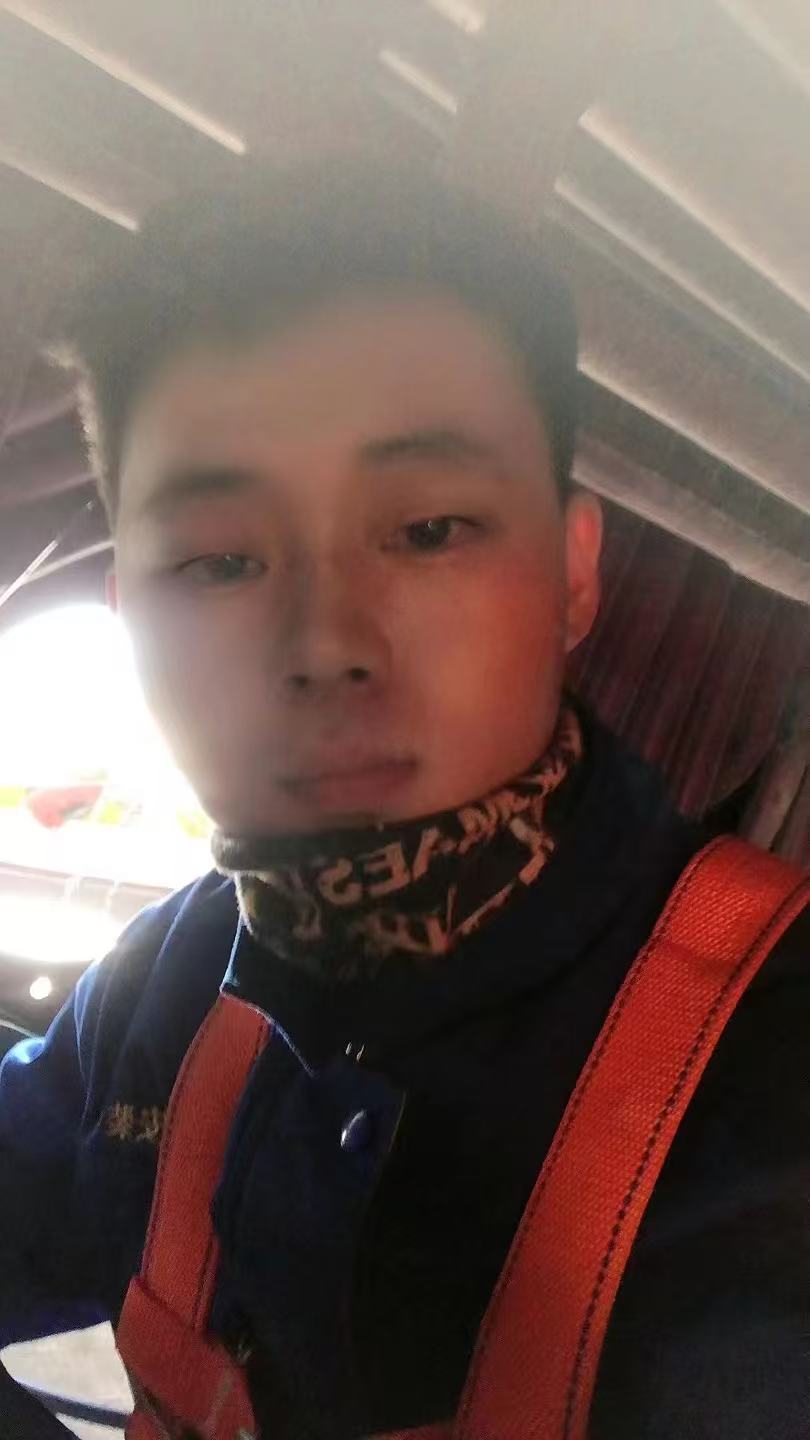 下方有资料照片，挡脸的可以找我看照片哦，相中的私聊我介绍认识98