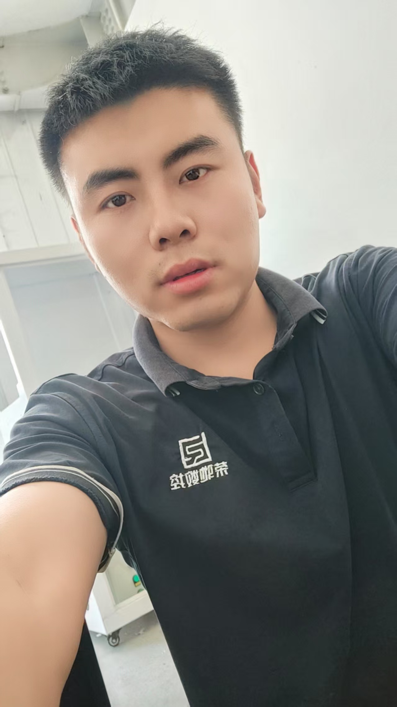 下方有资料照片，挡脸的可以找我看照片哦，相中的私聊我介绍认识01