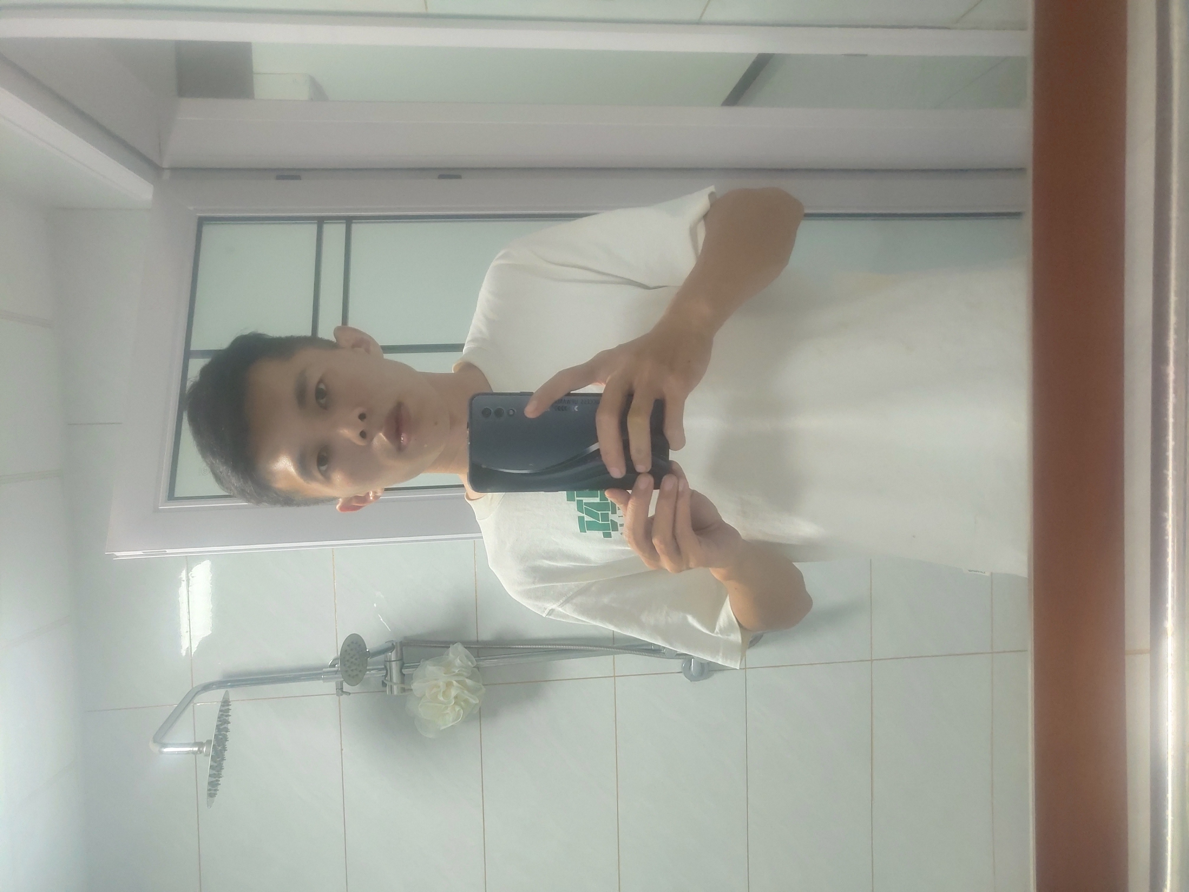 下方有资料照片，挡脸的可以找我看照片哦，相中的私聊我介绍认识99