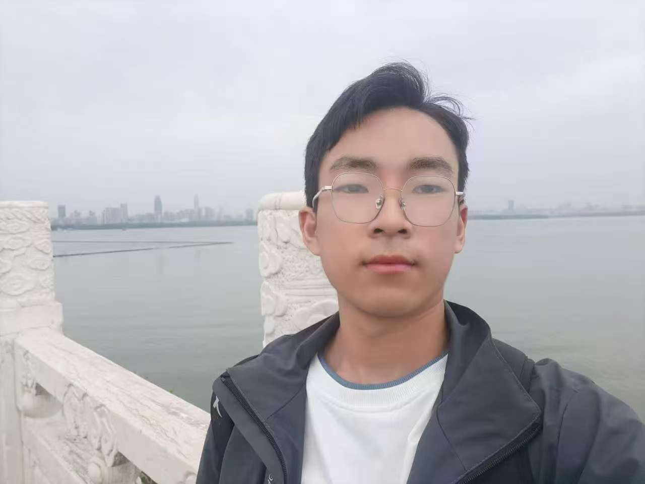 下方有资料照片，挡脸的可以找我看照片哦，相中的私聊我介绍认识03