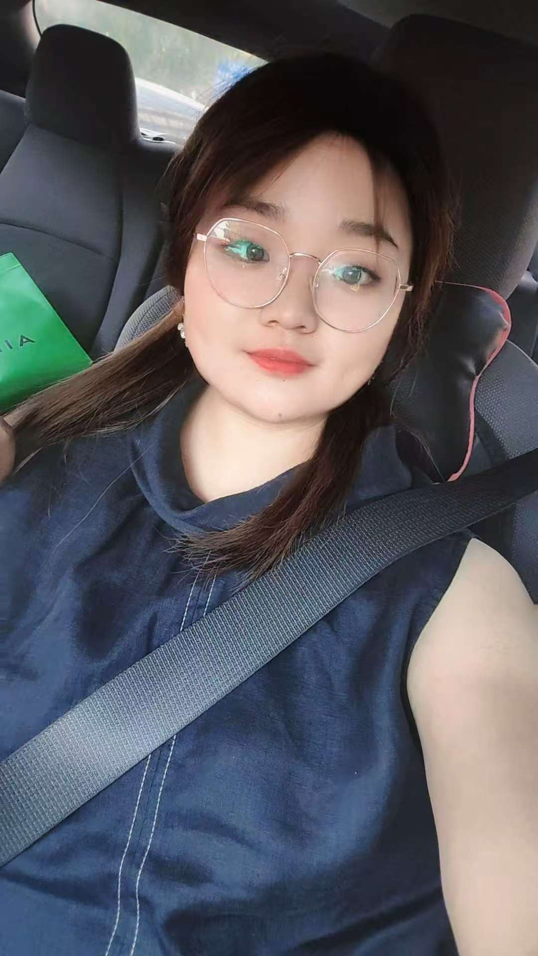 下方有资料照片，挡脸的可以找我看照片哦，相中的私聊我介绍认识97