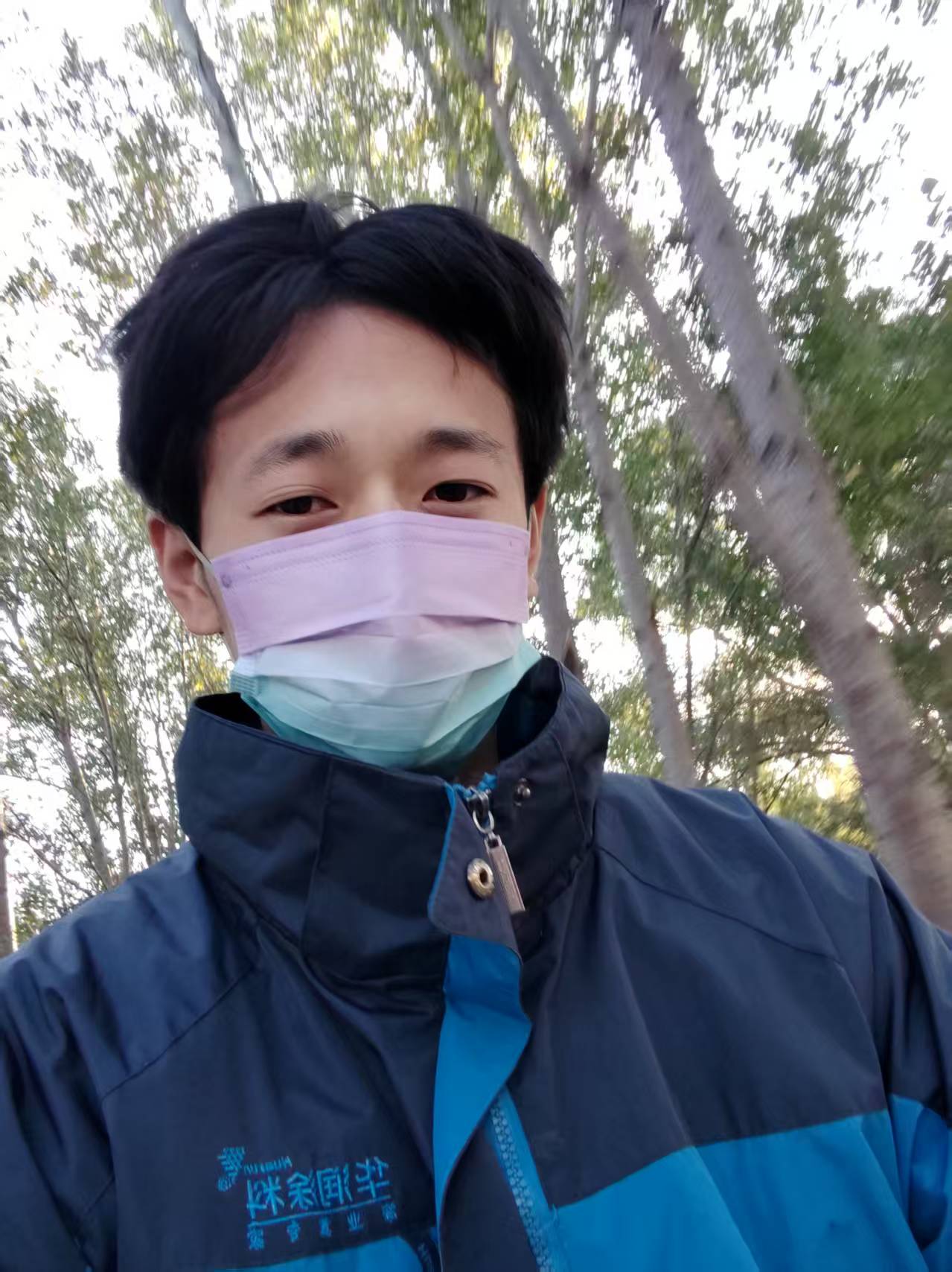 下方有资料照片，挡脸的可以找我看照片哦，相中的私聊我介绍认识00