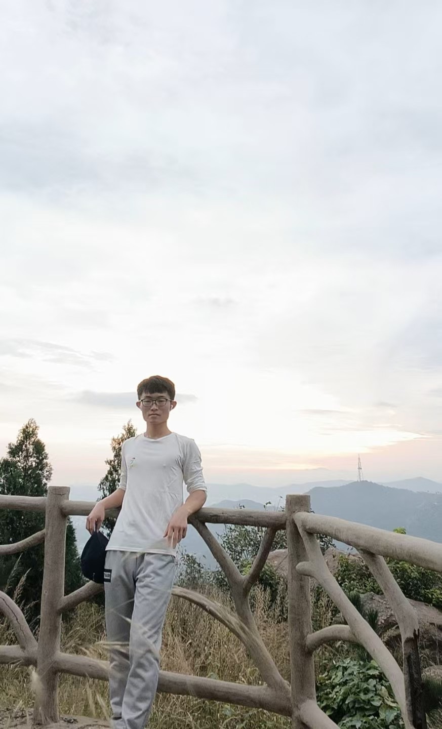 下方有资料照片，挡脸的可以找我看照片哦，相中的私聊我介绍认识98