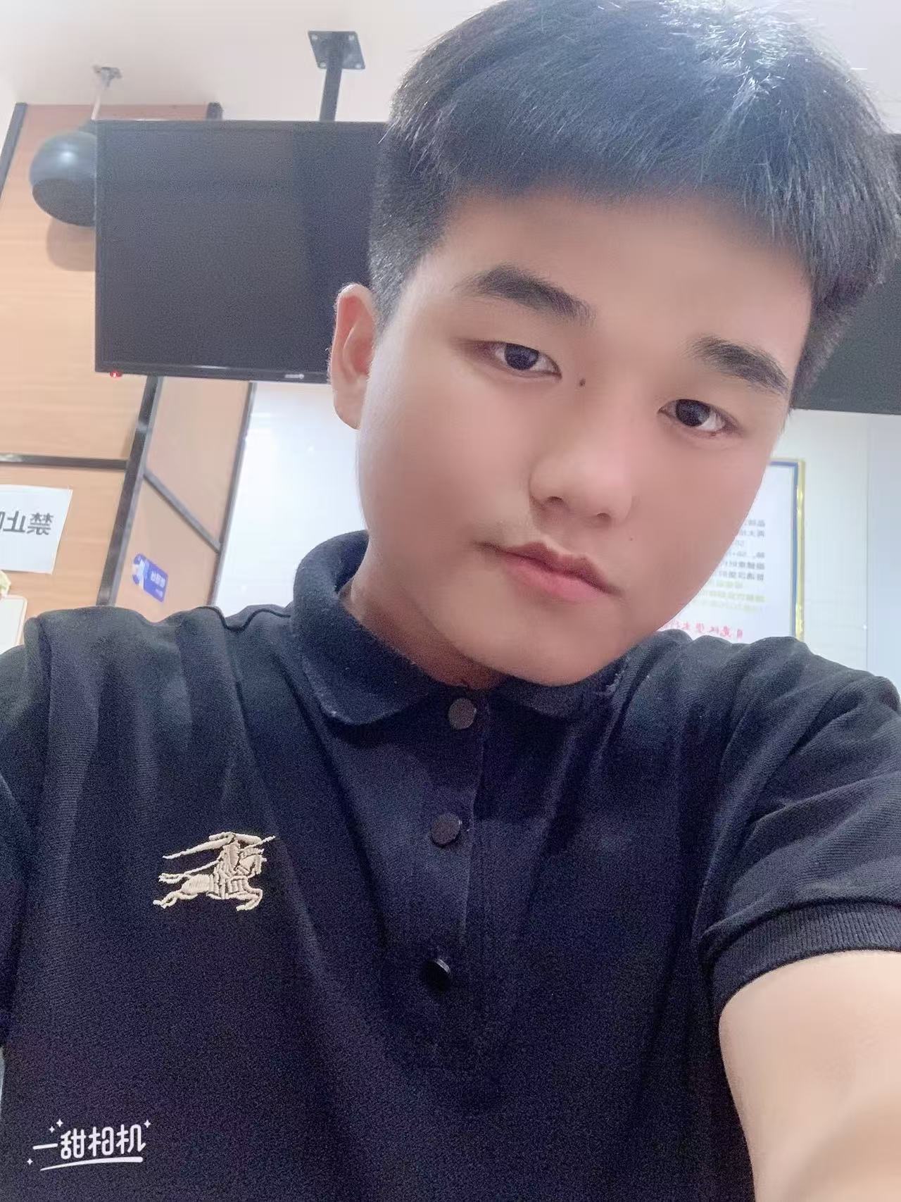 下方有资料照片，挡脸的可以找我看照片哦，相中的私聊我介绍认识04