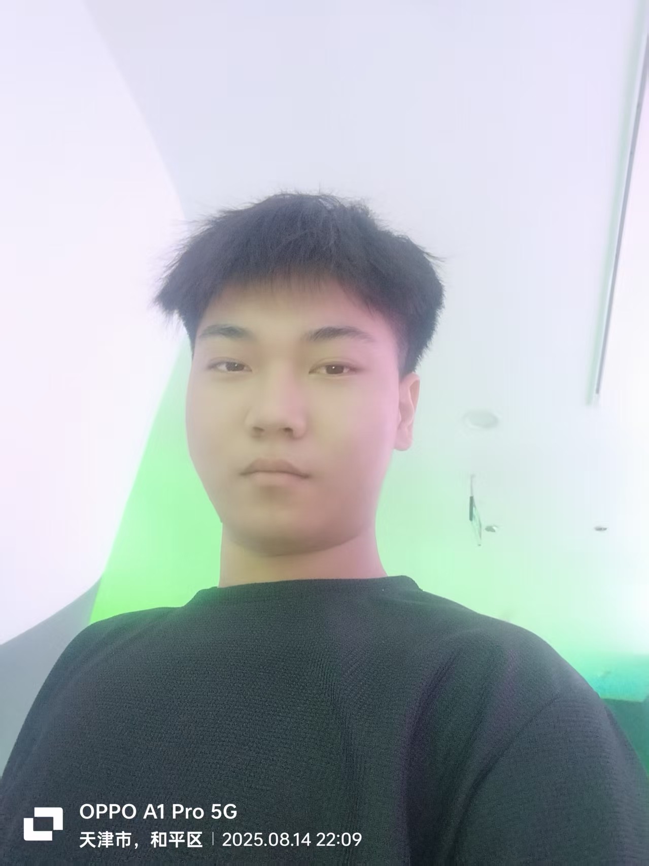 下方有资料照片，挡脸的可以找我看照片哦，相中的私聊我介绍认识04