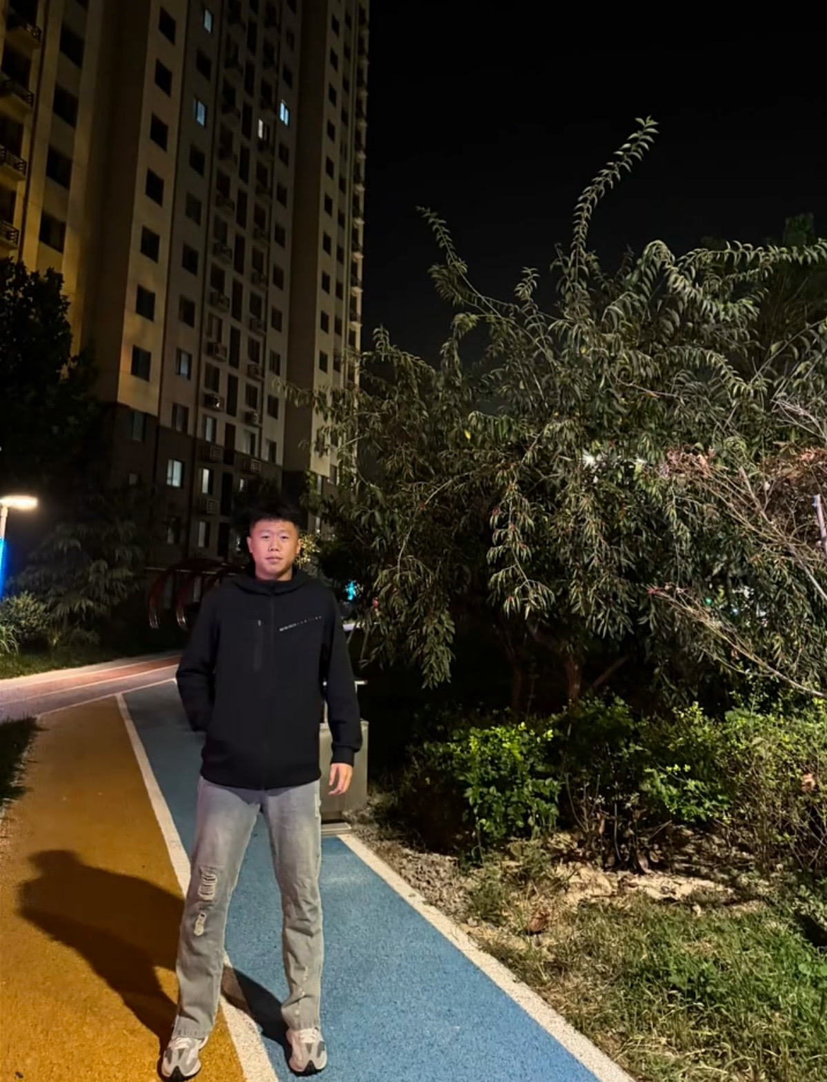 下方有资料照片，挡脸的可以找我看照片哦，相中的私聊我介绍认识05