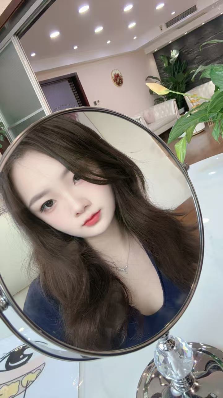 下方有资料照片，挡脸的可以找我看照片哦，相中的私聊我介绍认识03