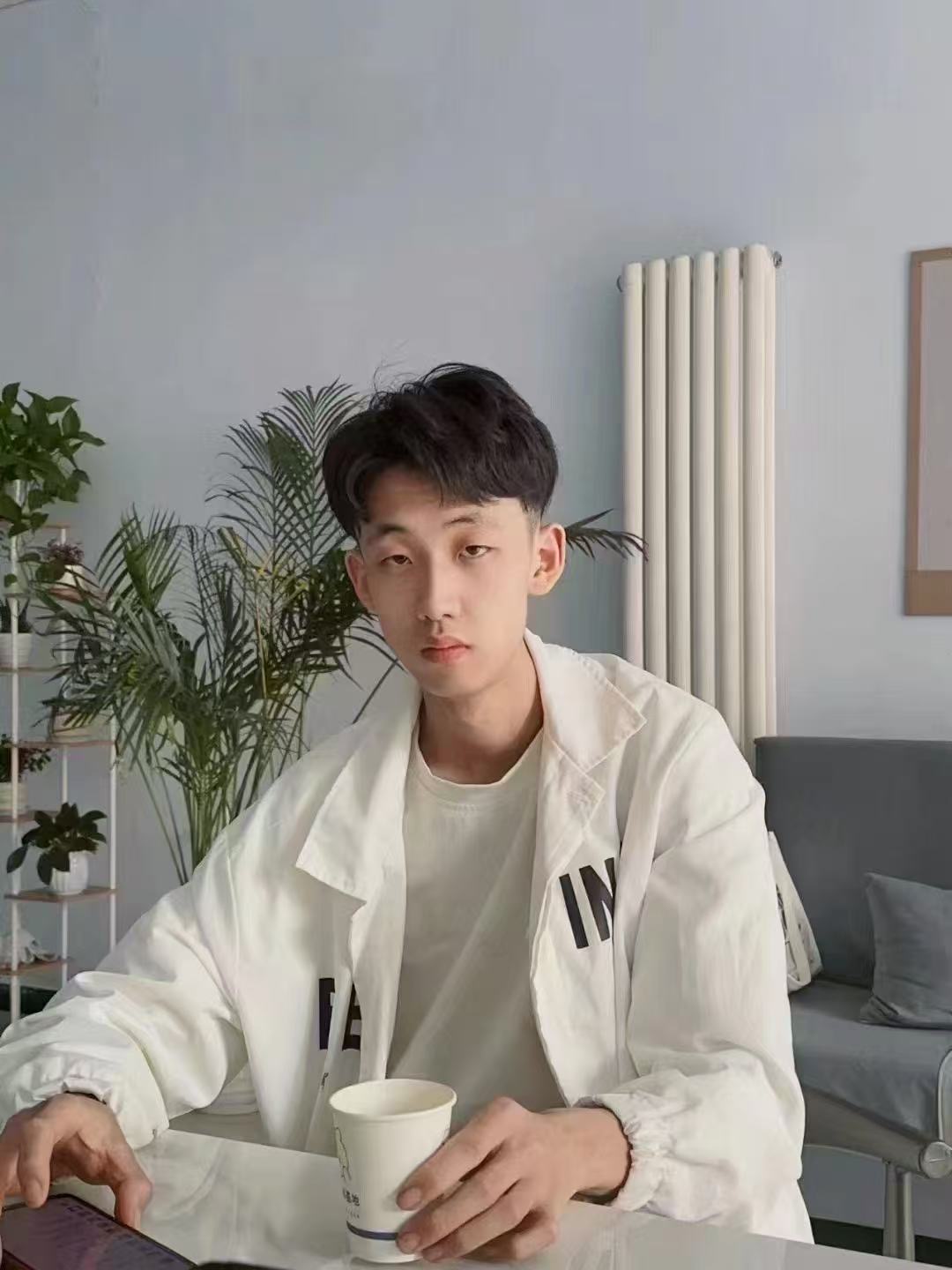 下方有资料照片，挡脸的可以找我看照片哦，相中的私聊我介绍认识00