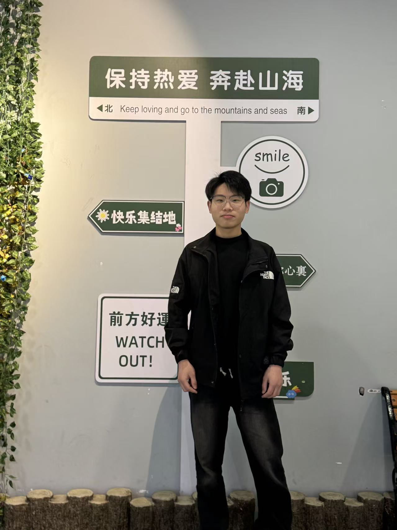 下方有资料照片，挡脸的可以找我看照片哦，相中的私聊我介绍认识06