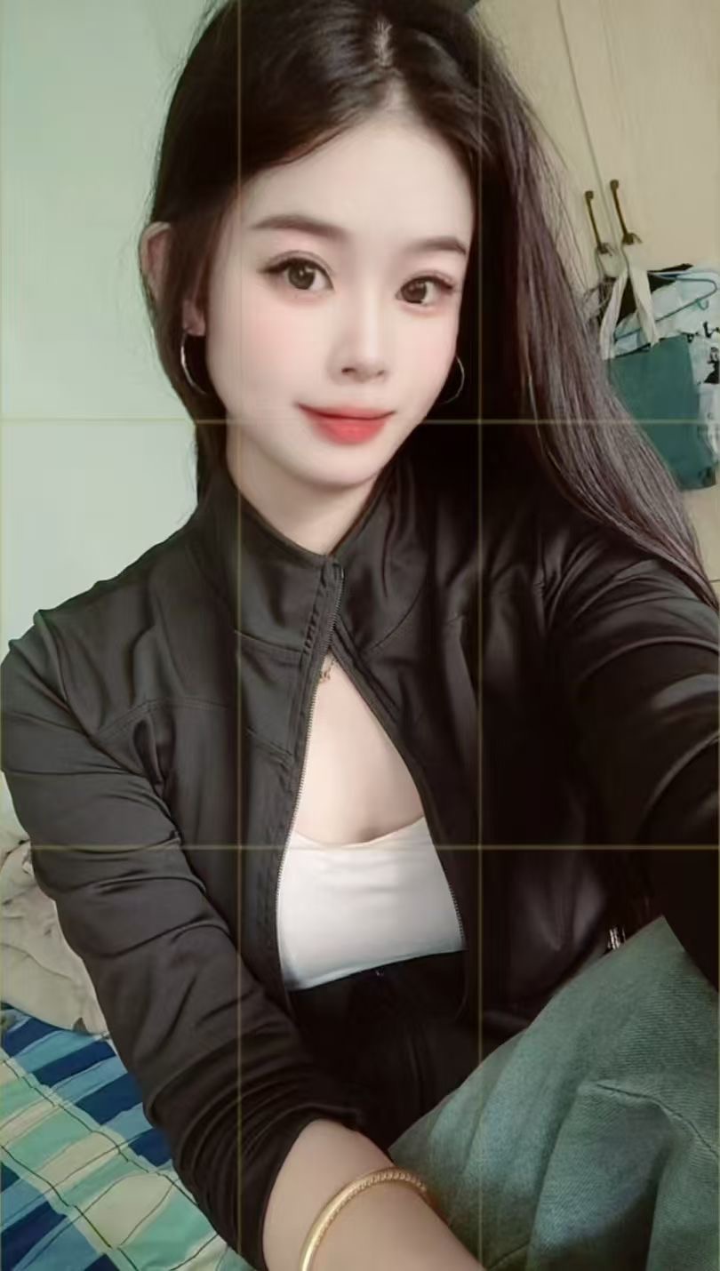 下方有资料照片，挡脸的可以找我看照片哦，相中的私聊我介绍认识02