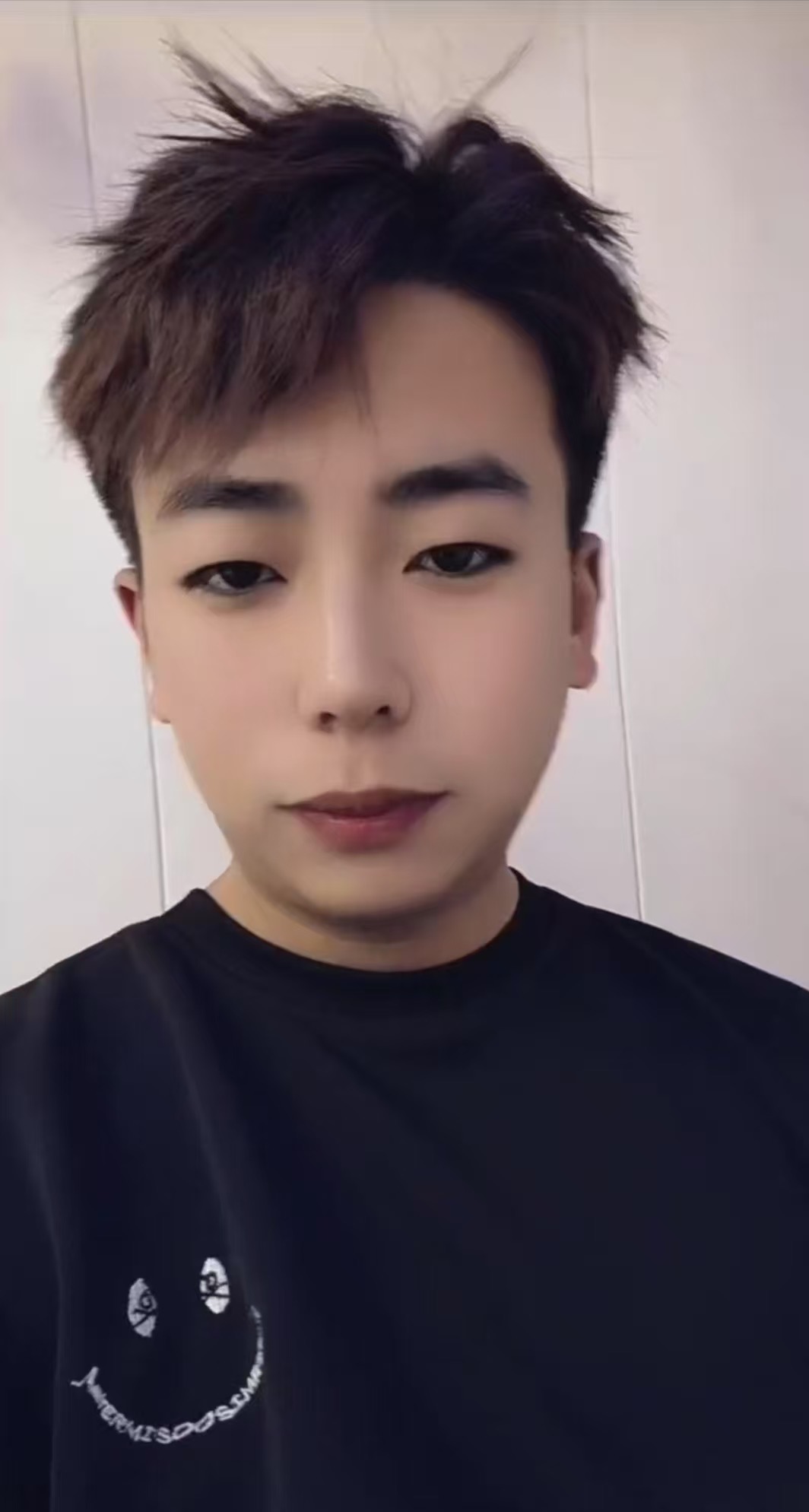 下方有资料照片，挡脸的可以找我看照片哦，相中的私聊我介绍认识02