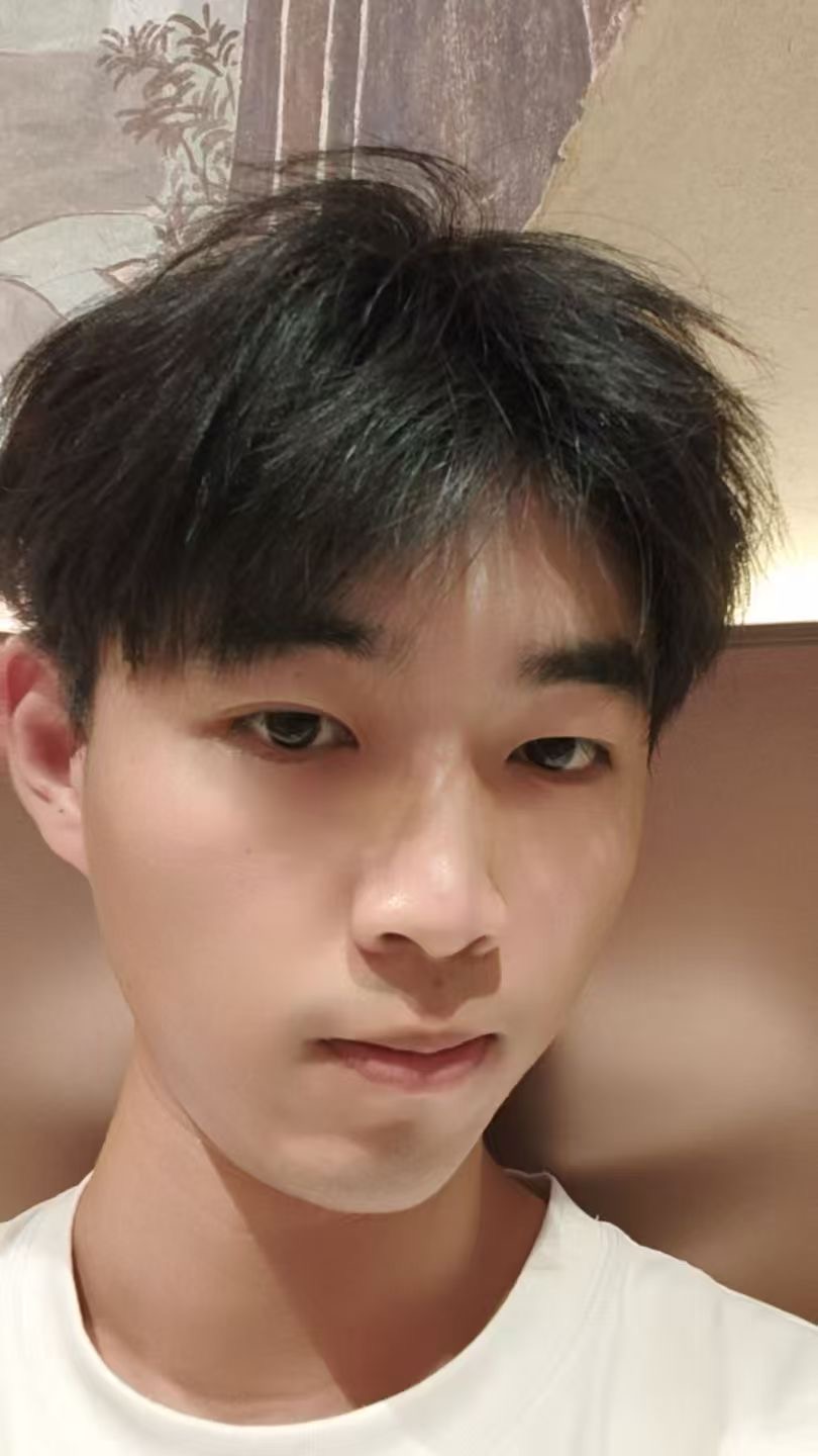 下方有资料照片，挡脸的可以找我看照片哦，相中的私聊我介绍认识02