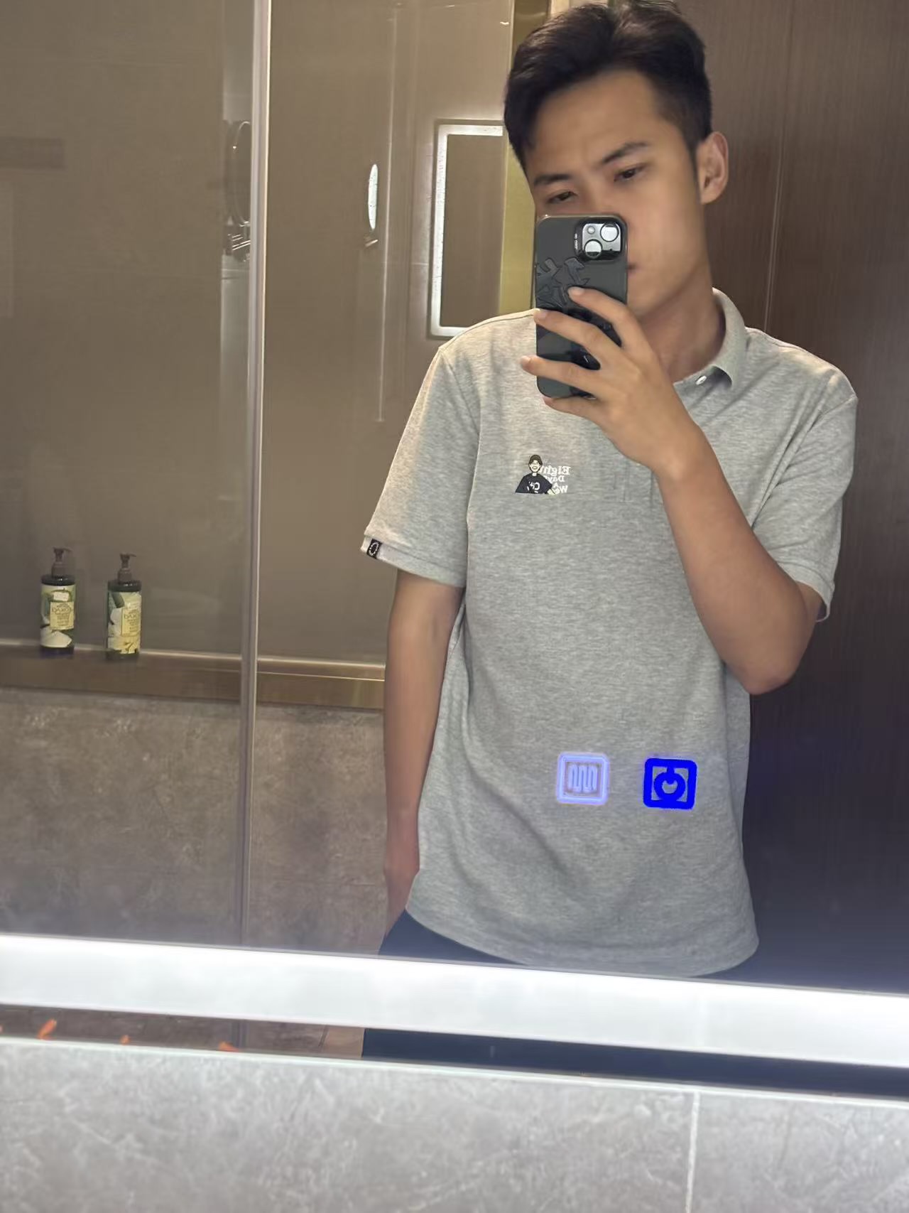 下方有资料照片，挡脸的可以找我看照片哦，相中的私聊我介绍认识04