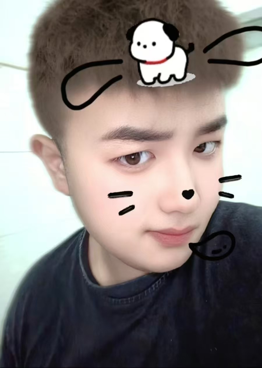 下方有资料照片，挡脸的可以找我看照片哦，相中的私聊我介绍认识03