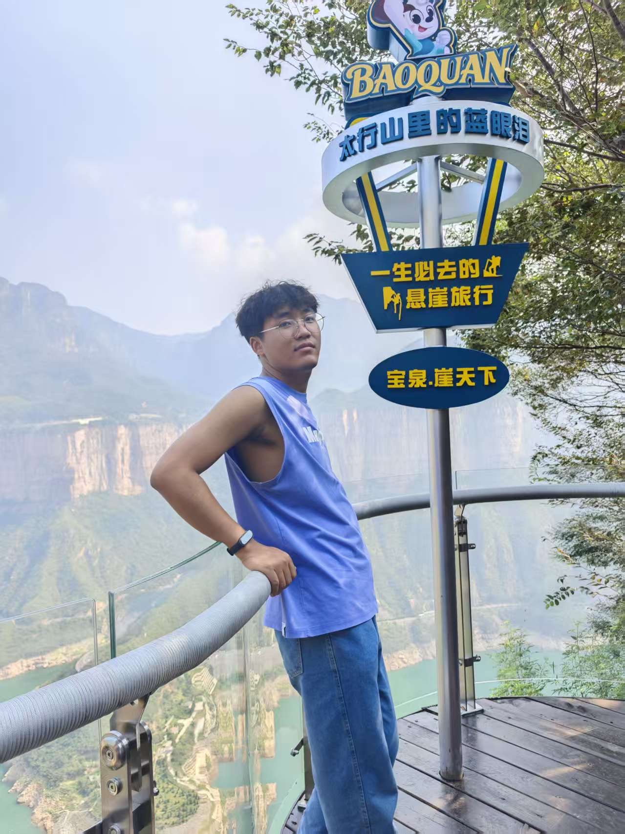 下方有资料照片，挡脸的可以找我看照片哦，相中的私聊我介绍认识01