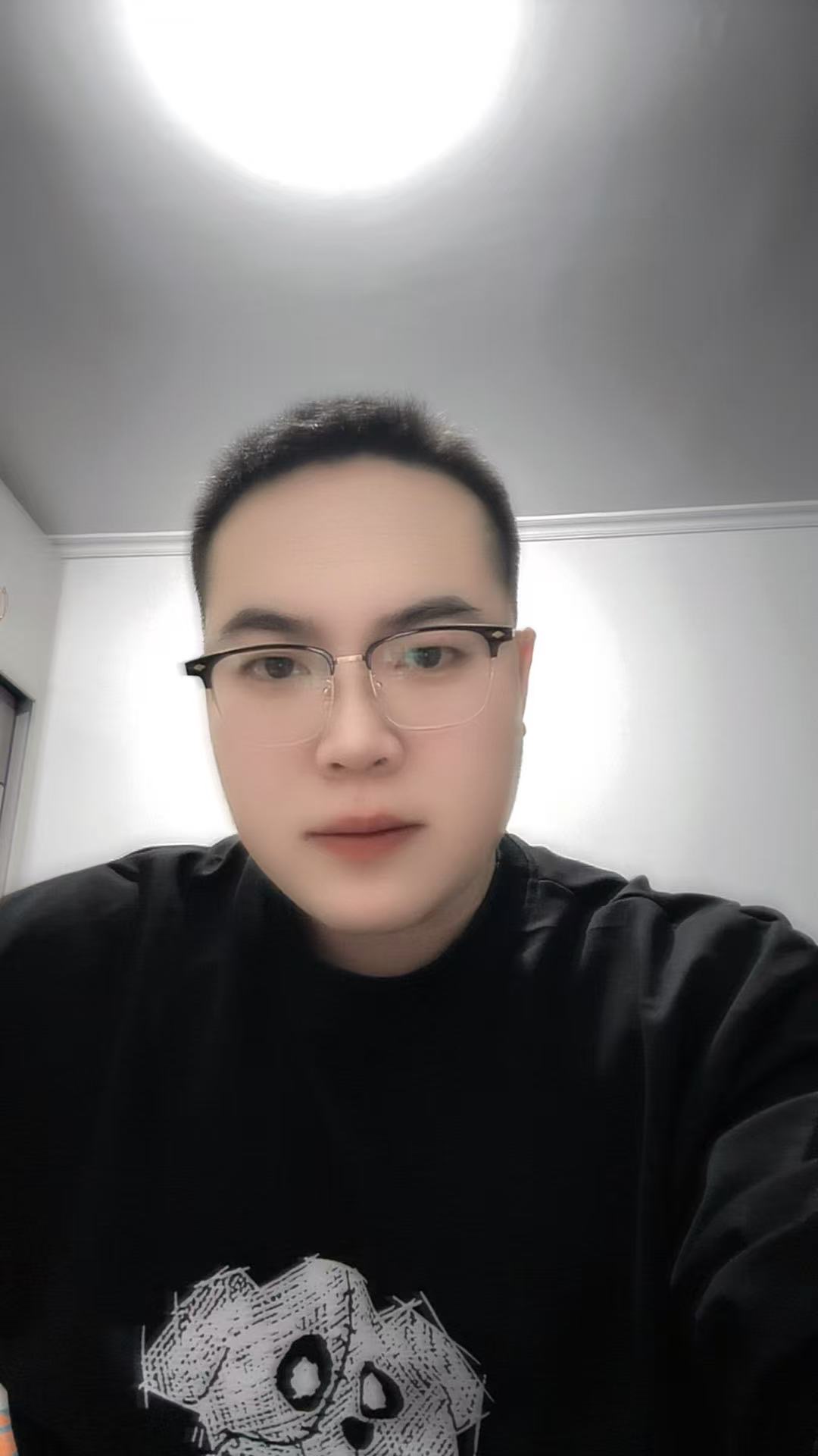 下方有资料照片，挡脸的可以找我看照片哦，相中的私聊我介绍认识01