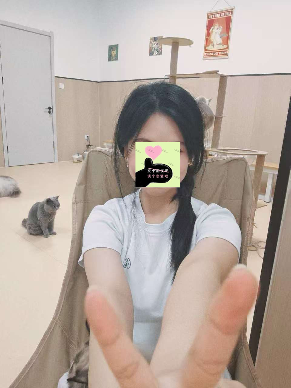 下方有资料照片，挡脸的可以找我看照片哦，相中的私聊我介绍认识02