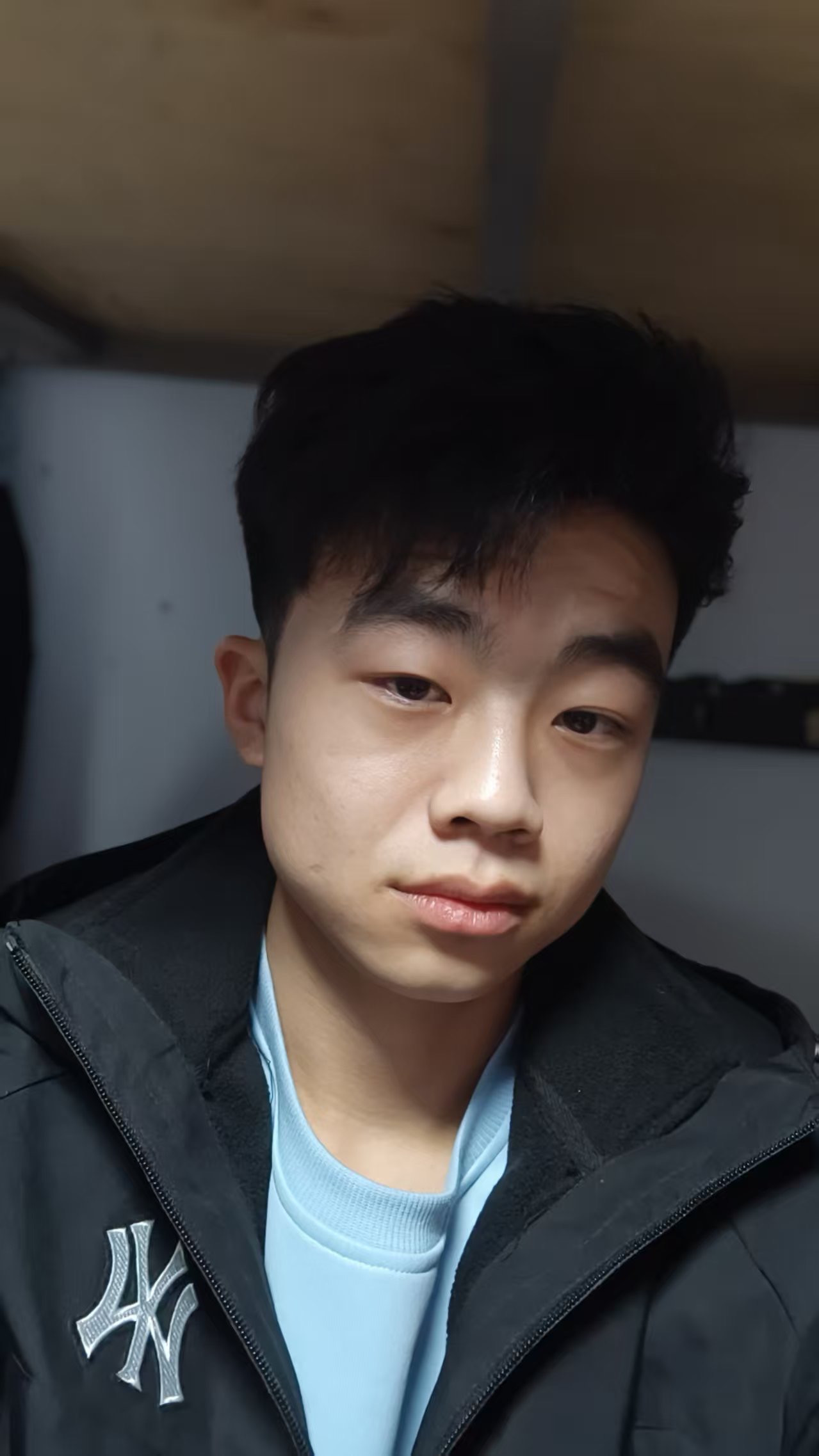 下方有资料照片，挡脸的可以找我看照片哦，相中的私聊我介绍认识06