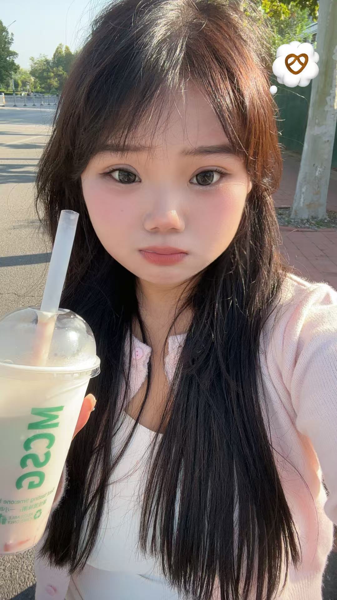 下方有资料照片，挡脸的可以找我看照片哦，相中的私聊我介绍认识05