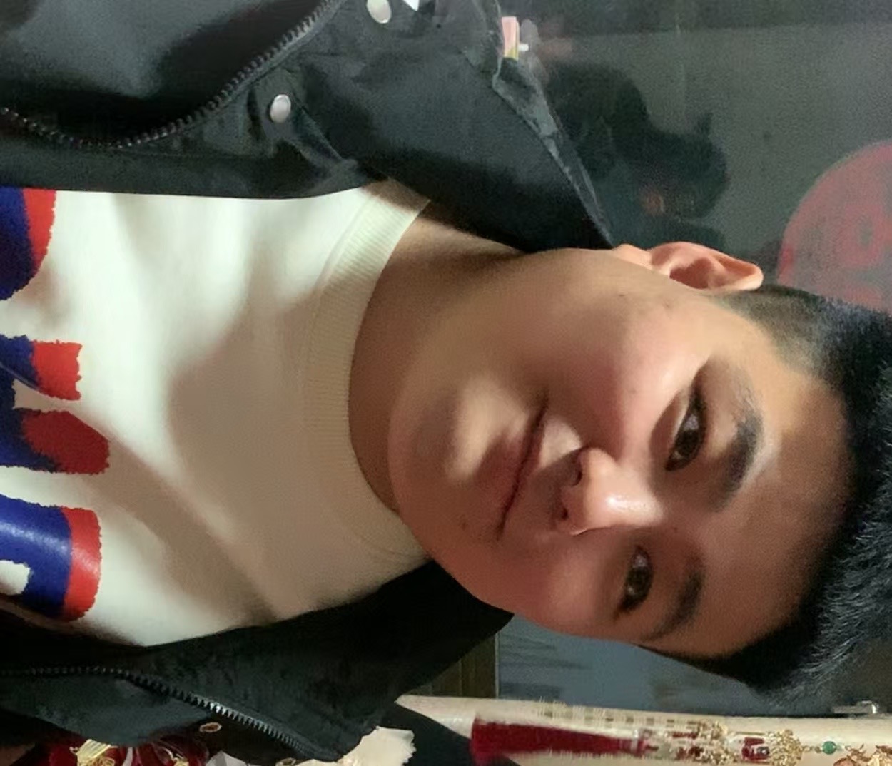 下方有资料照片，挡脸的可以找我看照片哦，相中的私聊我介绍认识00