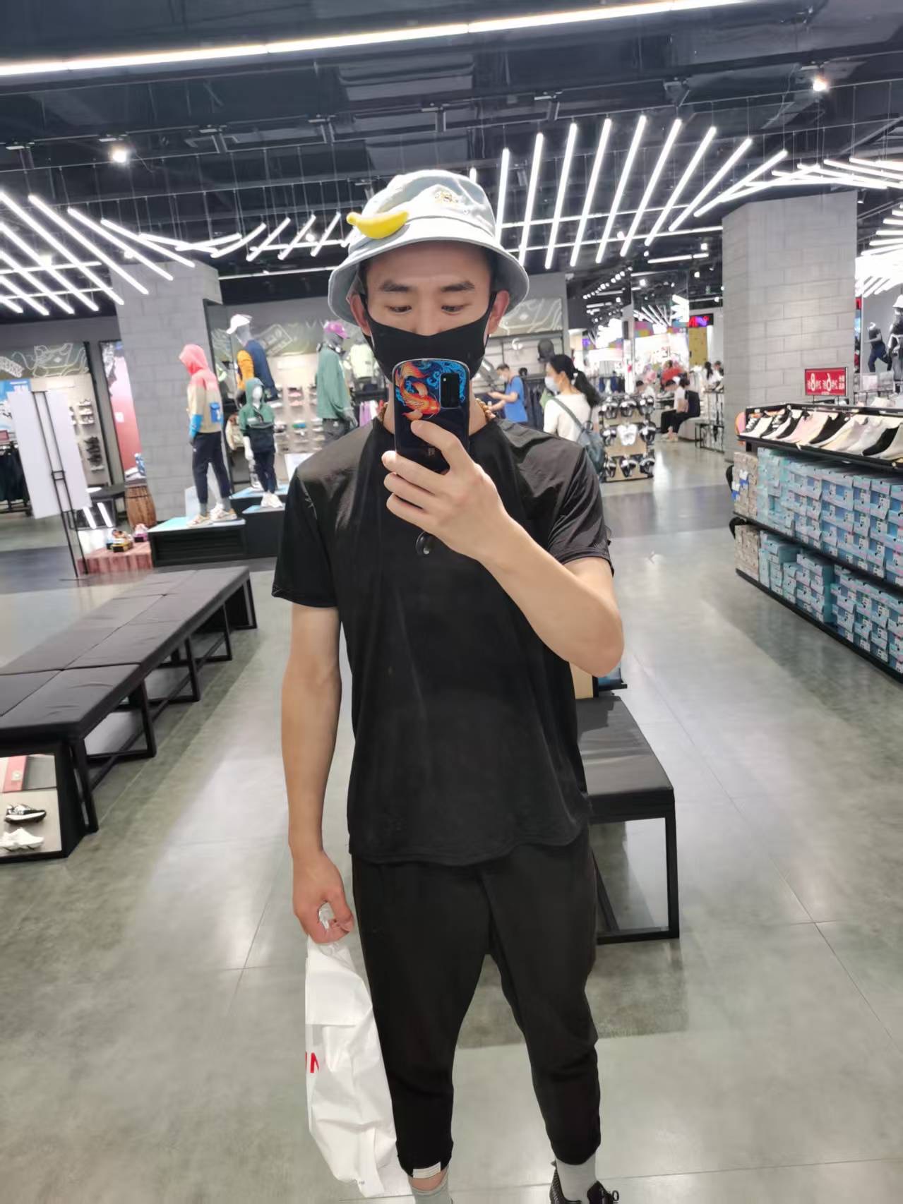 下方有资料照片，挡脸的可以找我看照片哦，相中的私聊我介绍认识96