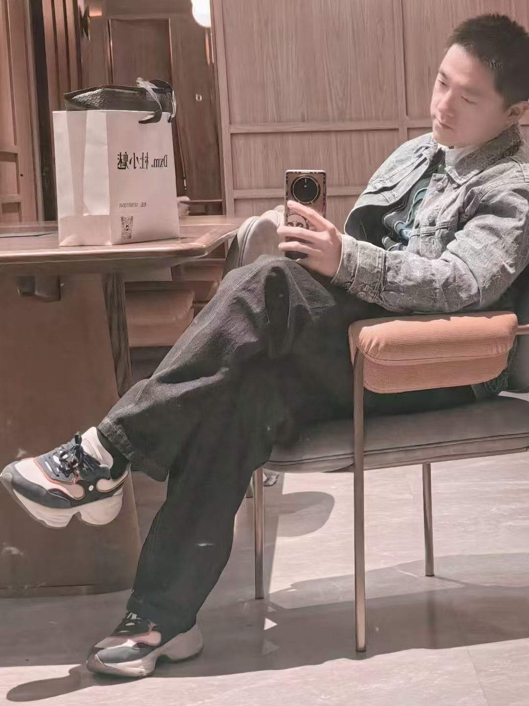 下方有资料照片，挡脸的可以找我看照片哦，相中的私聊我介绍认识98