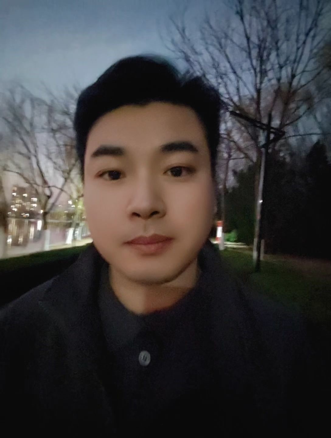 下方有资料照片，挡脸的可以找我看照片哦，相中的私聊我介绍认识98