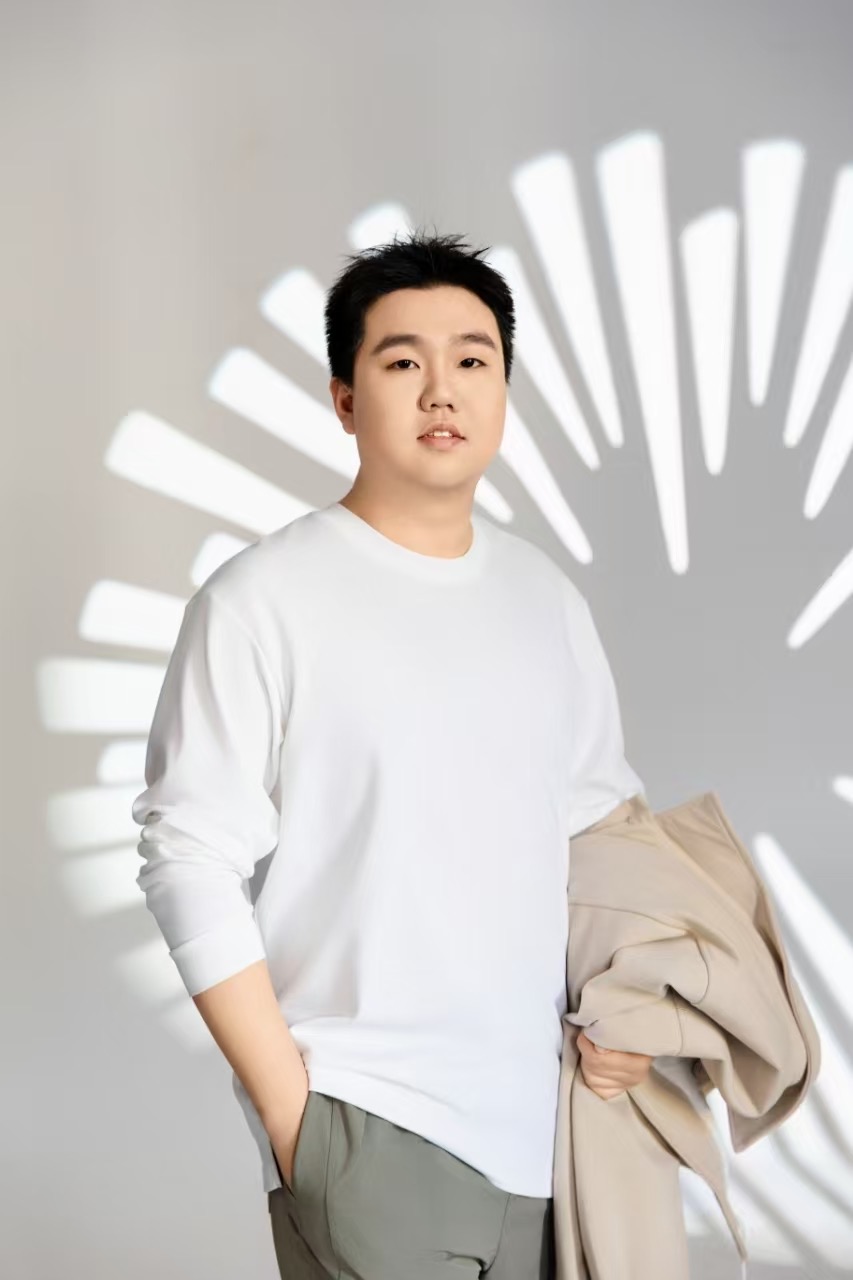 下方有资料照片，挡脸的可以找我看照片哦，相中的私聊我介绍认识99