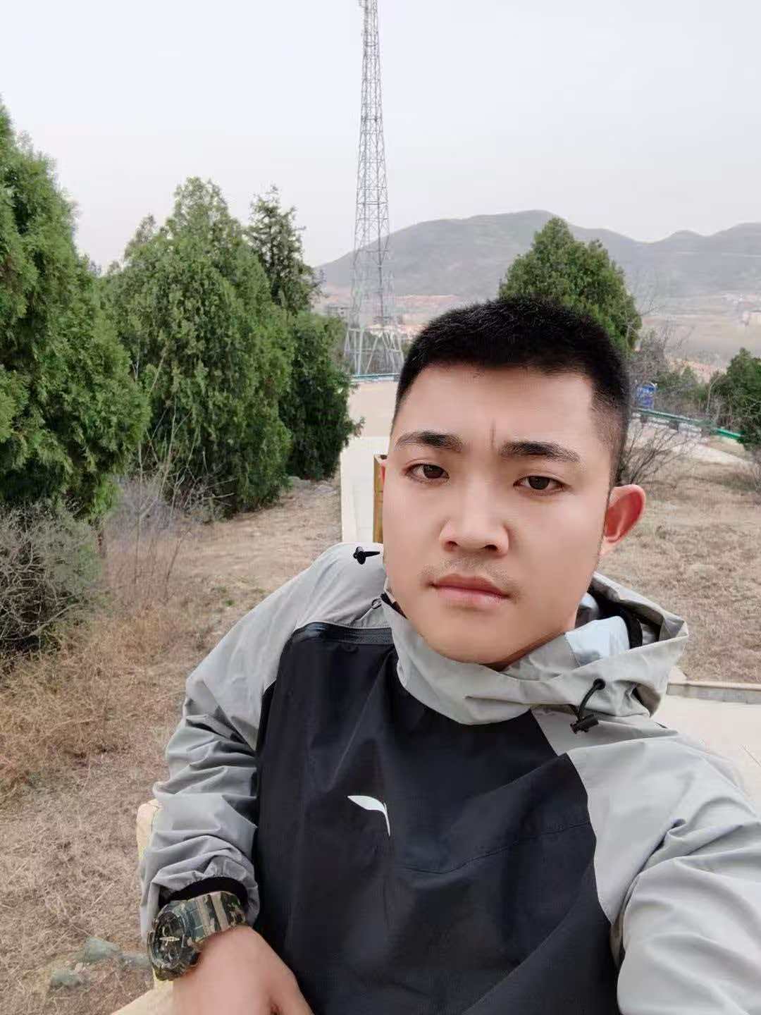 下方有资料照片，挡脸的可以找我看照片哦，相中的私聊我介绍认识97