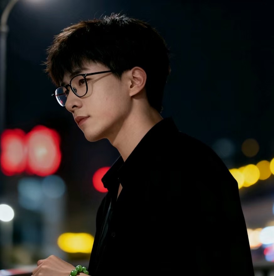 下方有资料照片，挡脸的可以找我看照片哦，相中的私聊我介绍认识04