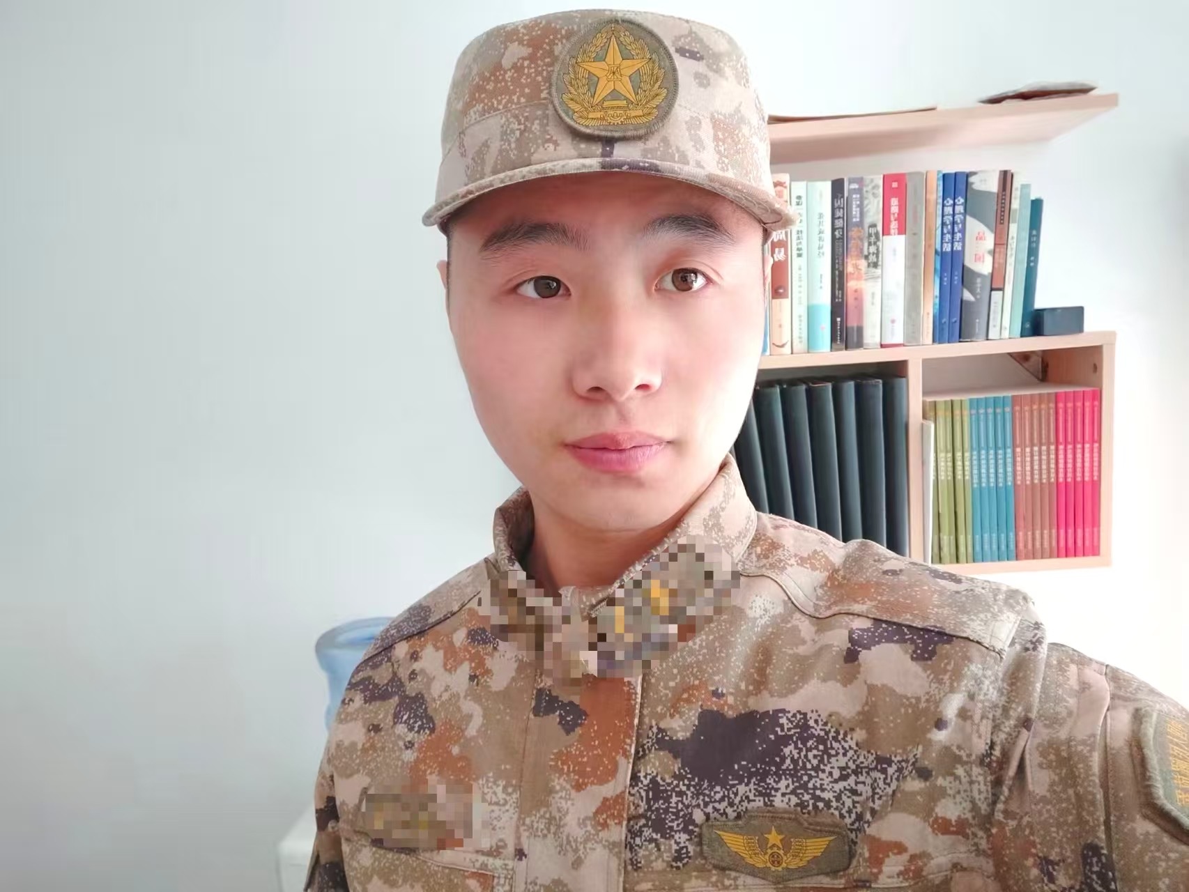 下方有资料照片，挡脸的可以找我看照片哦，相中的私聊我介绍认识01