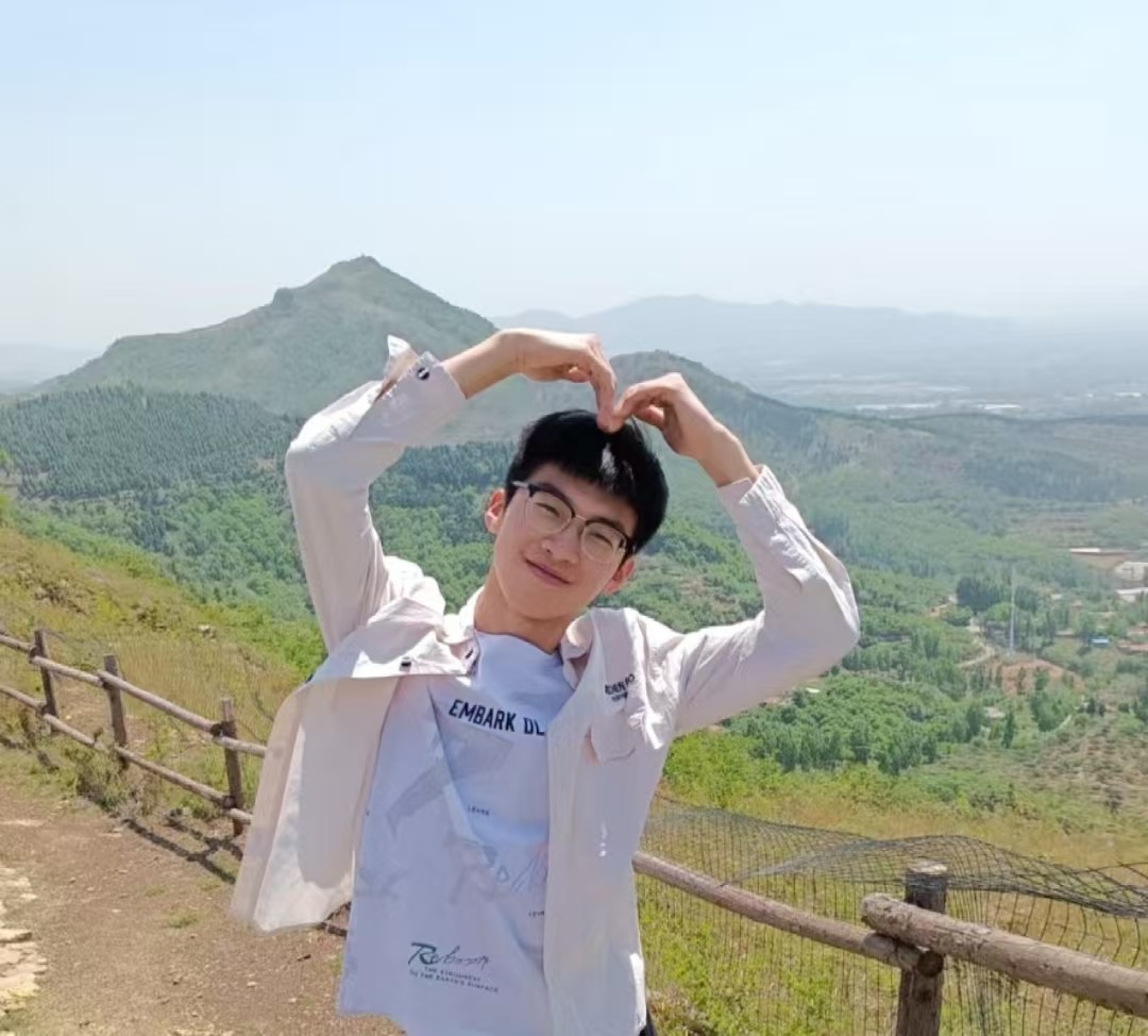 下方有资料照片，挡脸的可以找我看照片哦，相中的私聊我介绍认识03