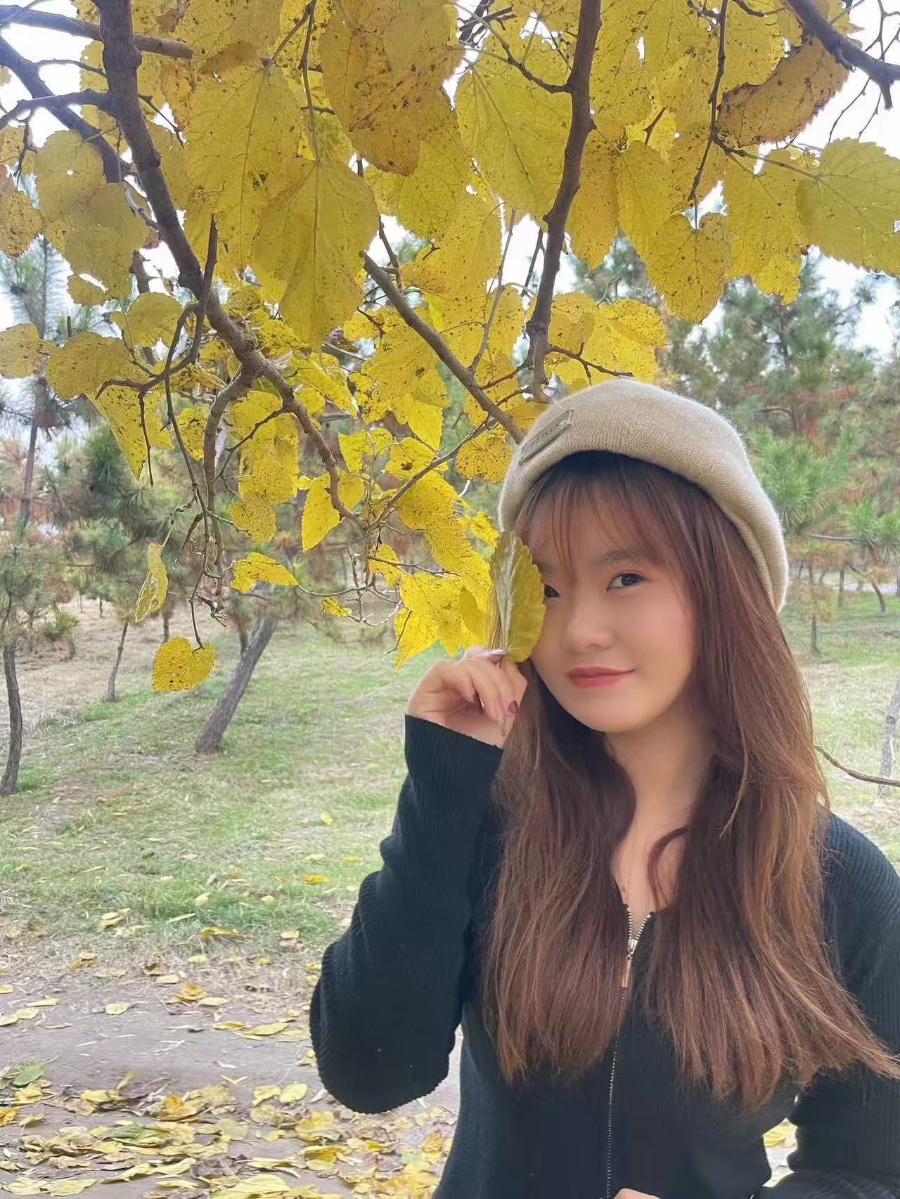 下方有资料照片，挡脸的可以找我看照片哦，相中的私聊我介绍认识00