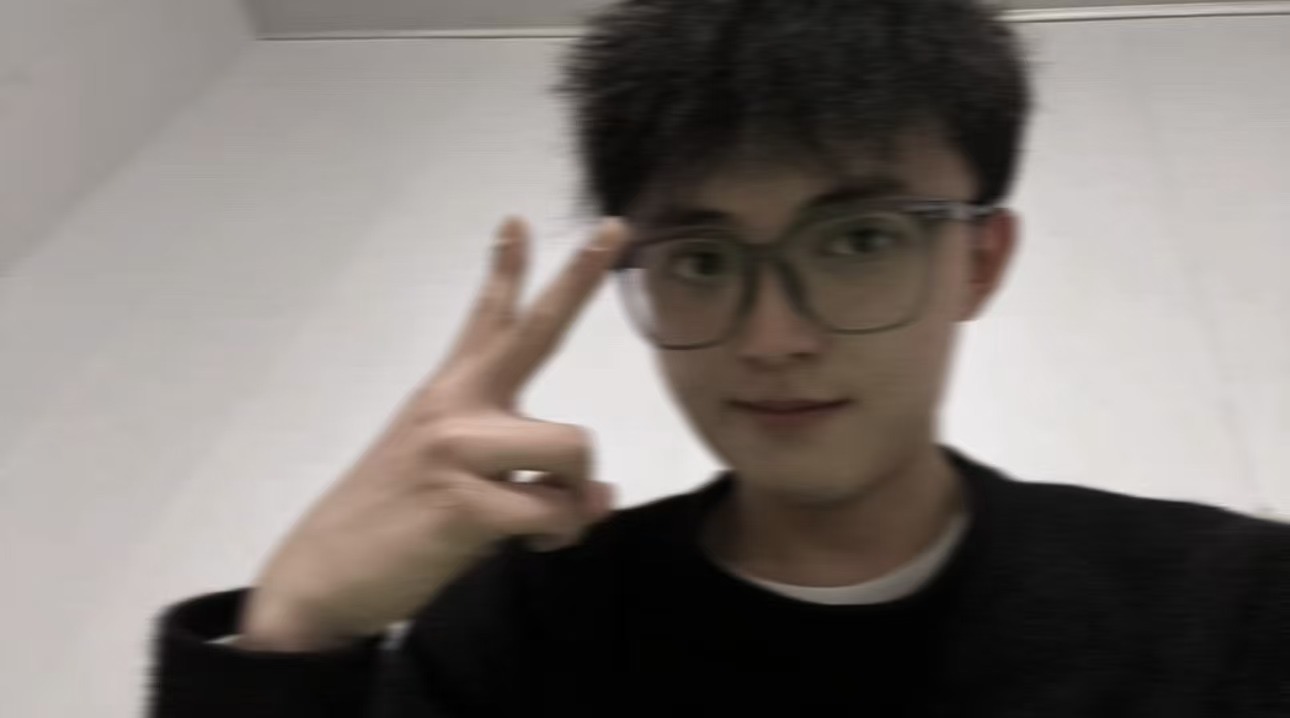 下方有资料照片，挡脸的可以找我看照片哦，相中的私聊我介绍认识02