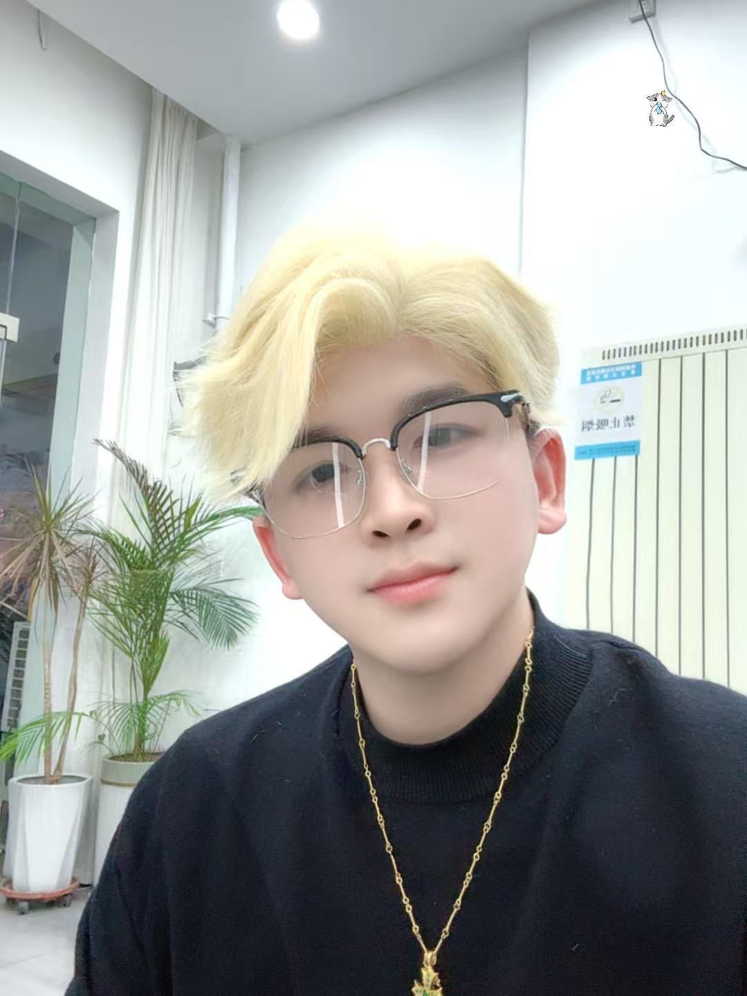 下方有资料照片，挡脸的可以找我看照片哦，相中的私聊我介绍认识98