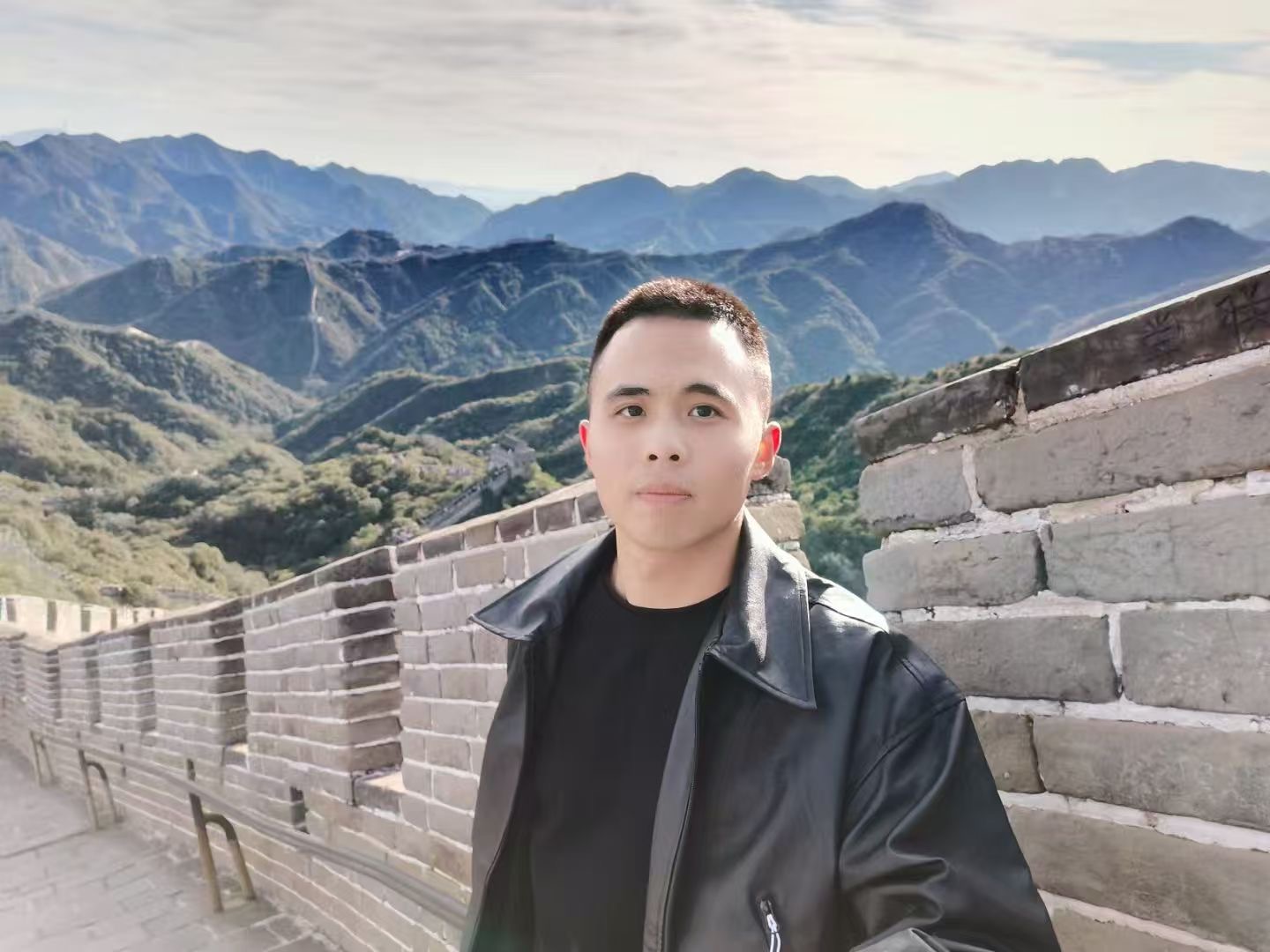 下方有资料照片，挡脸的可以找我看照片哦，相中的私聊我介绍认识99